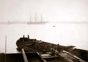 Pram lastet med gods, Rotterdam, 1898.