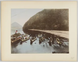 Skarvfiskeri på Nagara-floden, Gifu-præfekturet, Japan (håndfarvet s/h-billede)