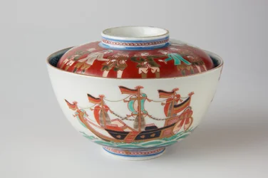 Risskål og låg, muligvis 1800-tallet (Ko-Imari ware, porcelæn med underglasur blå og overglasur emalje)