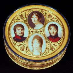 Bonbonniere med portrætter af Eugene (1781-1824) Hortense (1783-1837) og Josephine Beauharnais (1763-1814) og Louis Bonaparte (1778-1846) (guld, elfenben og emalje)