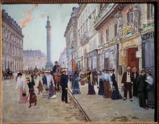 Arbejdernes udgang fra paquinhuset rue de la Paix (Placer Vendome med søjlen). Maleri af Jean Beraud (1849-1935) 1905 søn. 0,42x0,55 m. Paris, Musée Carnavalet