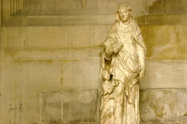 St. Anne og hendes datter Jomfru Maria (marmor) (se også 248121 og 248123)