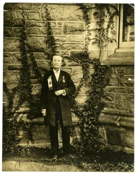 Dr. Mary Walker, en af de første kvindelige læger, der har ret til at bære mandetøj