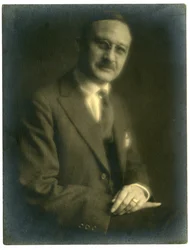 Hill Tolerton, ca. 1905-20 (foto af gelatinesølv)
