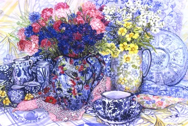 Kornblomster med antikke krukker og mønstrede stoffer, 2012