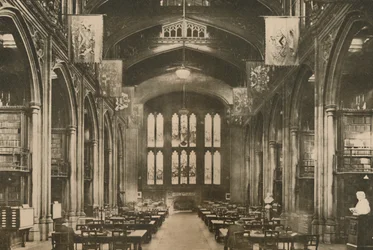 Bibliotek i Guildhall, som enhver londoner burde gå til, c1935.