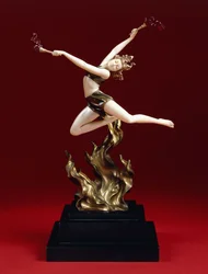The Flame Leaper, tidligt i det 20. århundrede (koldmalet bronze, elfenben, rav, sort belgisk marmor base)