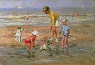 Børn leger ved havet