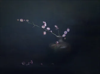 Stilleben med blomstrende blomme