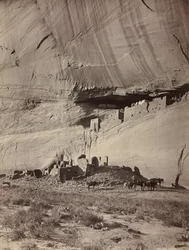 Ruiner af Cliff Dwellings, Cañon de Chelly, Arizona, ca. 1879-1881.