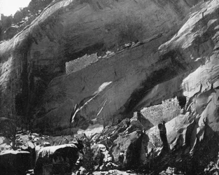 Cliff Dwellings, Mancos Canyon, Arizona, USA, 1893.