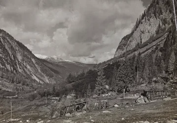 Album "Min verdenskrig - minder om den sydvestlige front i Kärnten, Italien, Trentino-Alto Adige) 31/03/1915-12/11/ 1918 - Josef Zohles Wien ": soldater i L-dalen