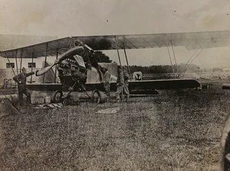 Album "Min verdenskrig - minder om den sydvestlige front i Kärnten, Italien, Trentino-Alto Adige) 31/03/1915-12/11/ 1918 - Josef Zohles Vienna ": Østrigske soldater med en mi