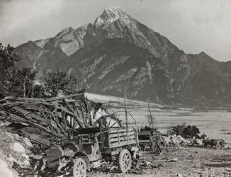 Album "Min verdenskrig - minder om den sydvestlige front i Kärnten, Italien, Trentino-Alto Adige) 31/03/1915-12/11/ 1918 - Josef Zohles Vienna ": ved floden Tagliamento (f.