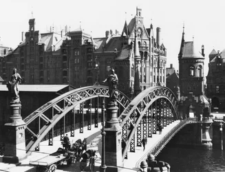Bro i Speicherstadt (lagerby) Hamborg, ca. 1910