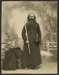 En barfodet hellig vandrer, Vasilii (hans navn)