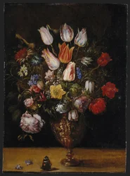 Blomster i en vase