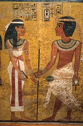 Tutankhamons grav, Farao står over for gudinden Nut, der byder ham velkommen med renset vand...