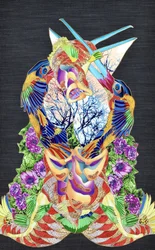 Farverige fantasifugle og blomster
