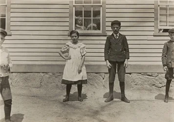 Edward St. Germain og hans søster Delia, møllearbejdere, Phoenix, Rhode Island, april 1909