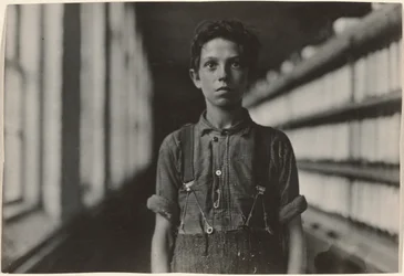 Jo Bodeon, en "back-roper" i muldyrrummet. Chase Cotton Mill, Burlington, Vermont