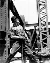 Derrick man, Empire State Building, 1930-31