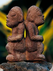 Tiki Gods, Marquesas Islands, Fransk Polynesien (den franske republiks oversøiske territorium)
