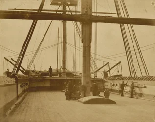 Kvarterdækket på HMS "Impregnable", 1852-1854 (foto)