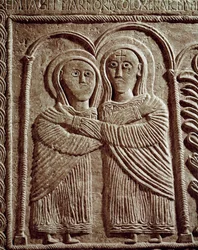 Middelalderens arkæologi (middelalderen). Barbarian Art of Lombardiet: Visitation, Saint Elizabeth og Saint Mary. Skulptur, Lombard kunst, 737-744. Cividale del Friuli, Chretien Museum, katedralens skat
