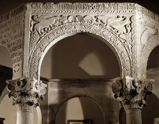 Lombardkunst, renæssance af Liutprand (Liutprandus) Langobardernes konge: detail d