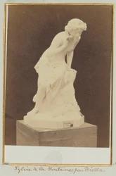 Sylvie ved springvandet, af Biella
