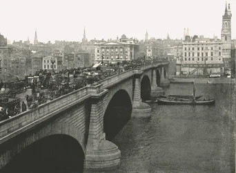 London Bridge ser mod nord, 1895.