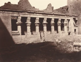 Philae, indre gård, vestlige kolonnade, 1859/1860 (foto)