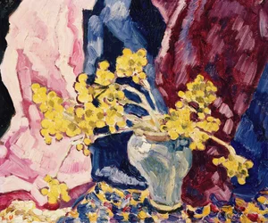 Blå vase, gule blomster og gardiner, ca. 1938 (olie på lærred)