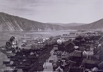 Dawson City i foråret
