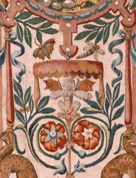 Stiftsmuseet. Flamsk gobelin. Bruxelles. Atelier François Geubels. Serien Fortællingen om Gideon. Israelitterne overdrager deres del af byttet til Gideon. Silke og uld. Testamentarisk gave fra biskoppen.