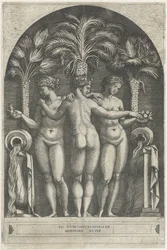 Three Graces stående i en niche foran tre palmer og flankeret af kander, hvorfra vand strømmer.