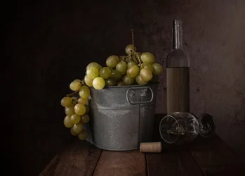 Rustikt vin-stilleben