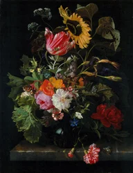 En buket blomster i en vase