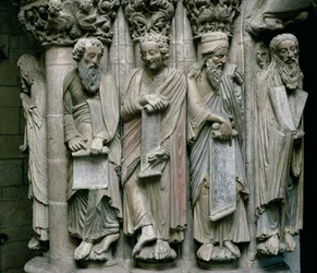 Detalje af Portico de la Gloria med det Gamle Testamentes profetsten