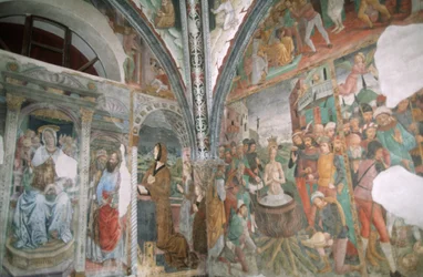 Italien, Piemonte, Serralunga di Crea, Sacro Monte di Crea, Basilica of Santa Maria Assunta, kapel, fresker