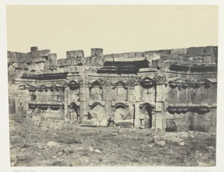 Baalbeck, det indre af indhegningen af Solens og Jupiters templer; Syrien