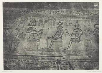 Det store tempel i Denderah (Teutyres), skulpturer fra den bageste facade; Øvre Egypten, planche 19 fra albummet "Egypte, Nubie, Palestine et Syrie" (1852)