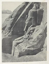 Ibsamboul, Colosse Oriental Du Spéos De Phrè, Vu De Profil; Nubie, plade 104 fra albummet "Egypte, Nubie, Palestine et Syrie" (1852)
