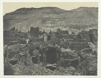Medinet-Habou, Ruinerne af byen Papa, Theben, 184951, trykt 1852.