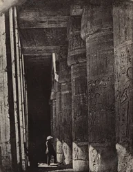 Theben, Medinet Habu, paladsets gallerier