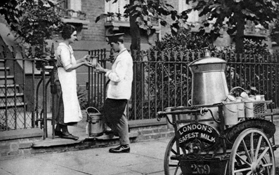 Milkman, North London, 1926-1927