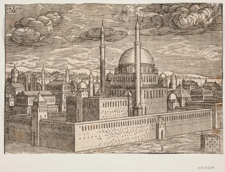Moske, med to minareter, set fra nordvest; på den anden side af vandet kan Galata ses? I nederste højre hjørne er der en kubisk formet sten, hvorpå der er ætset en firkantet geometrisk figur, en figur, der formentlig viser
