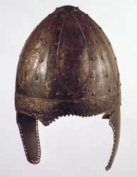 Hjelm, fra Vezeronce (kobber og jern)