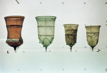 Udvalg af frankiske glas, 4.-5. århundrede (glas)